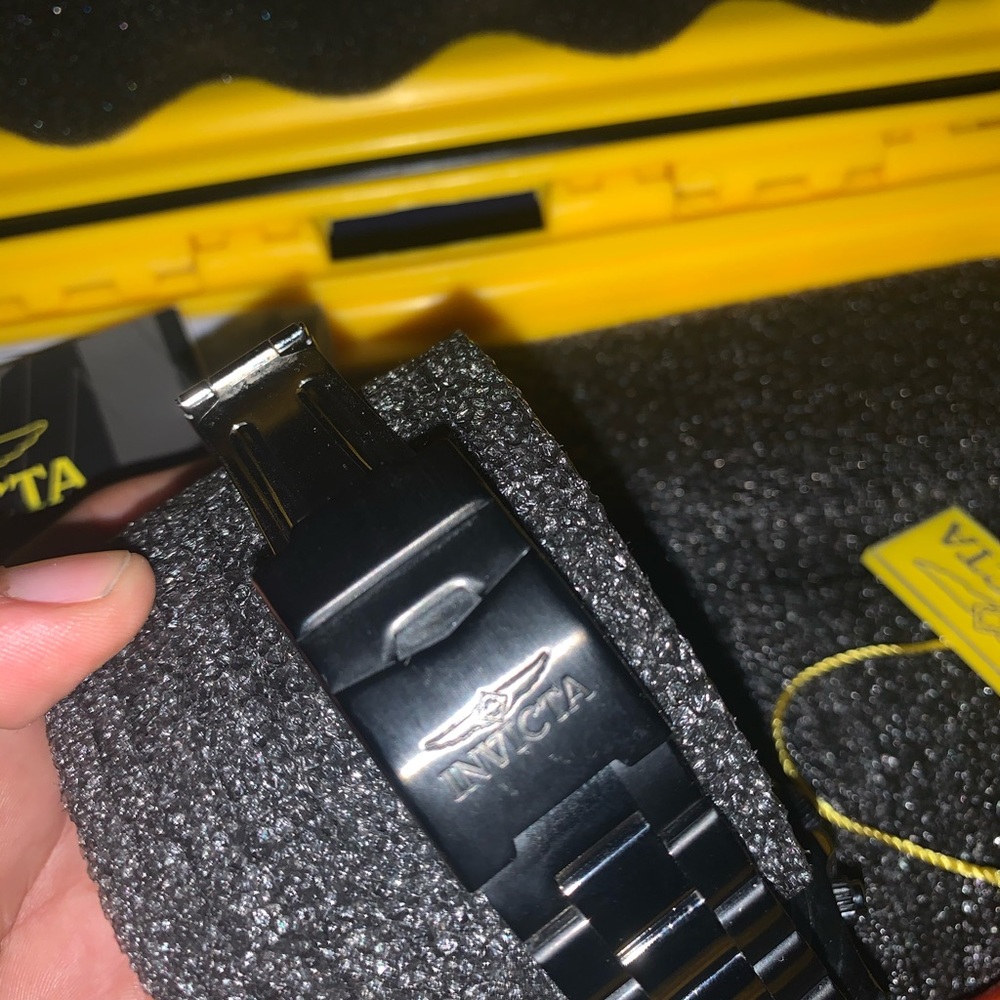 Watch - Picture 3 of 4